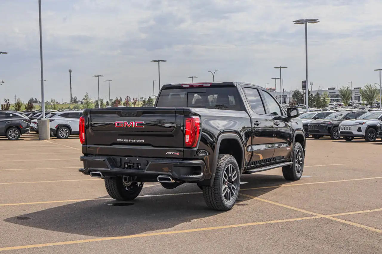 GMC Sierra 1500 снимка GMC Sierra 1500