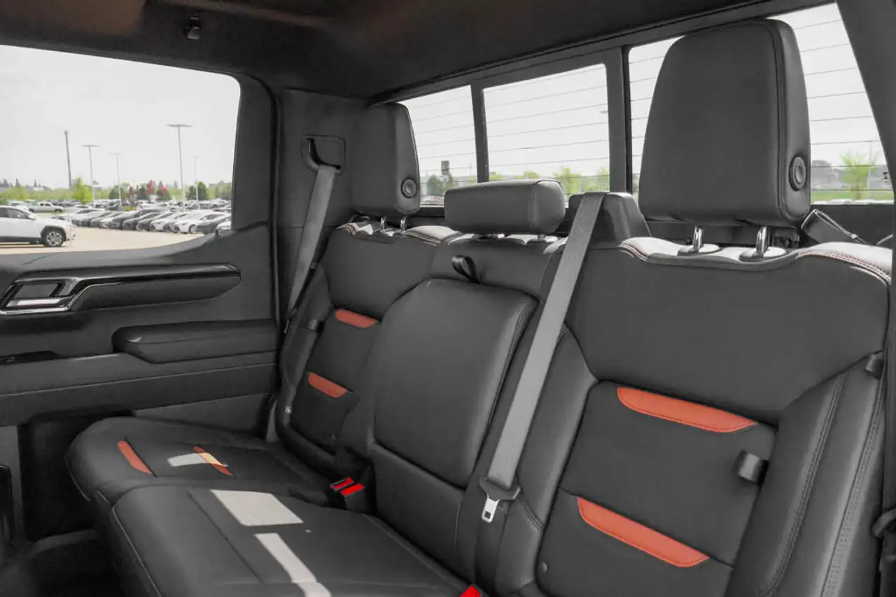 GMC Sierra 1500 снимка GMC Sierra 1500