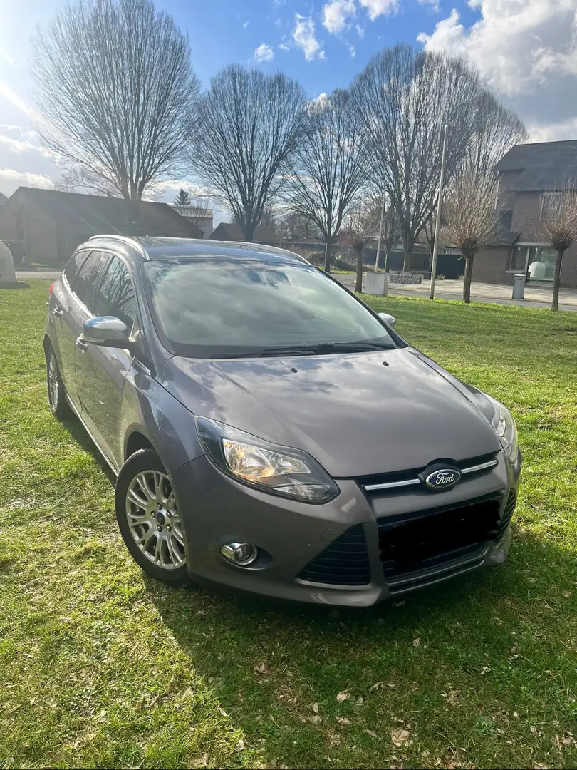 Ford Focus Turnier 1.6 TDCi DPF Titanium Beige - 1