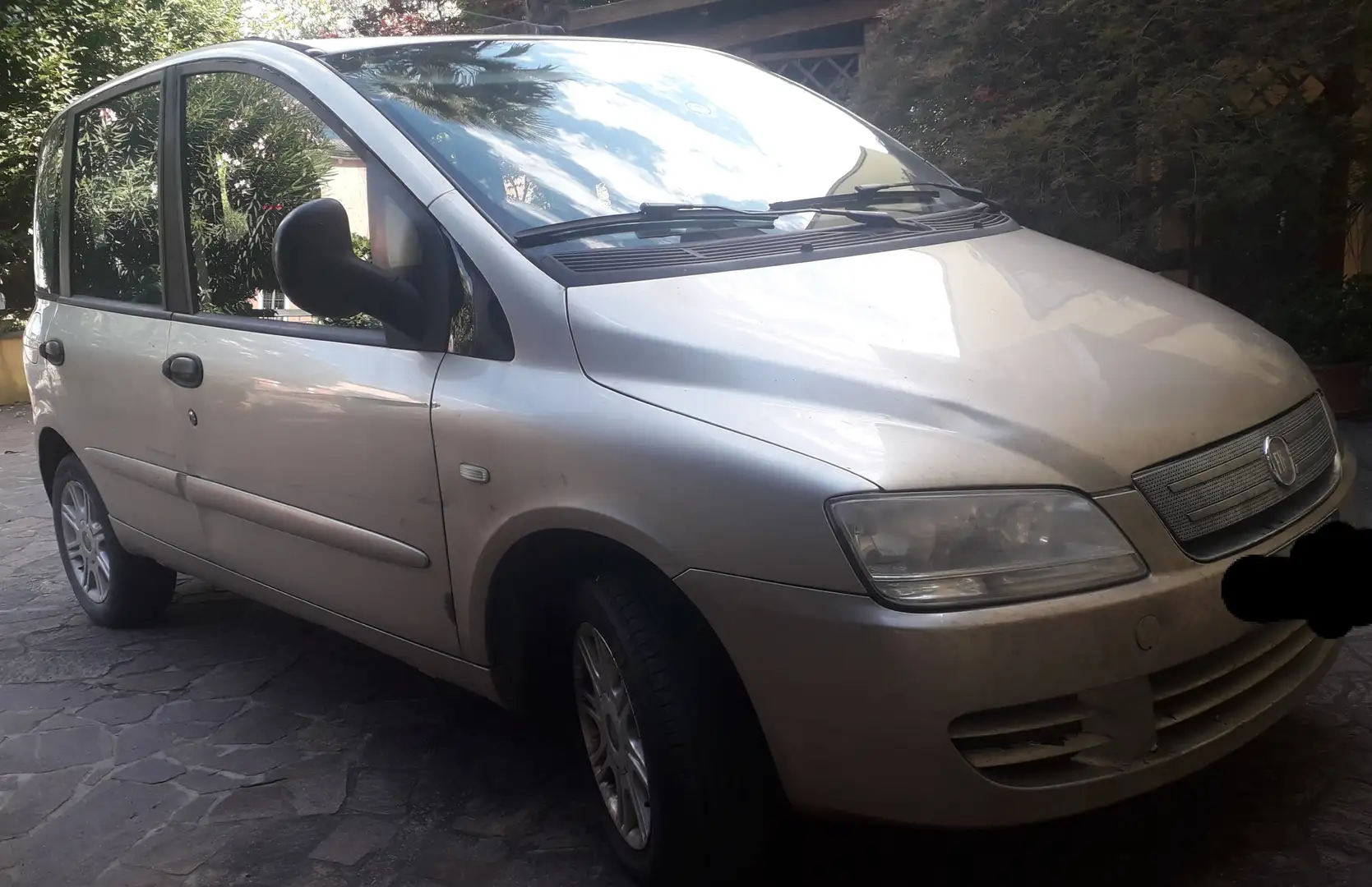 Fiat Multipla Multipla 1.6 16v natural power Active Auriu - 1