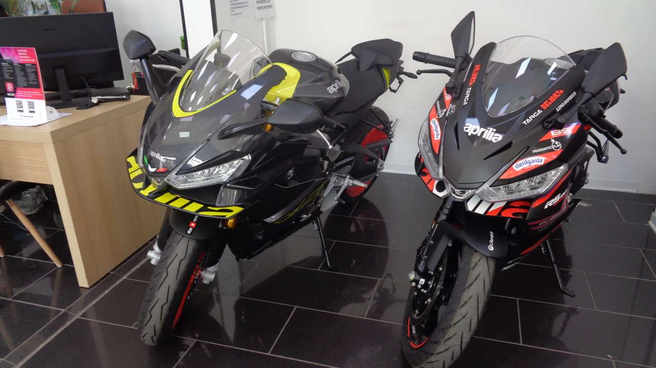 Aprilia RS 660 prezzo listino 11900,00 con 1000,00 di vantaggi