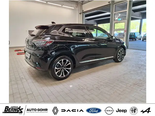Renault Clio view 5