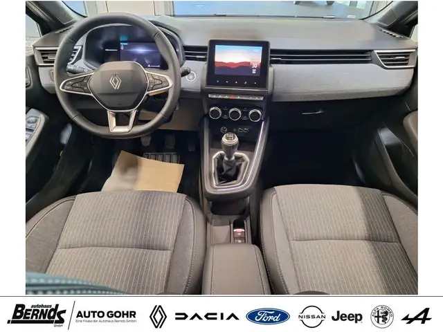 Renault Clio view 12