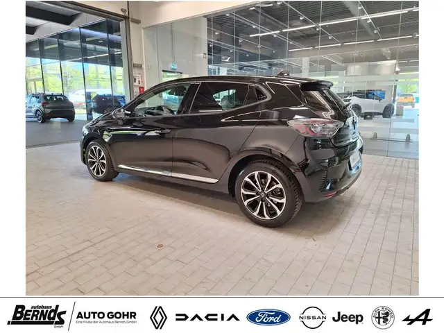 Renault Clio view 8