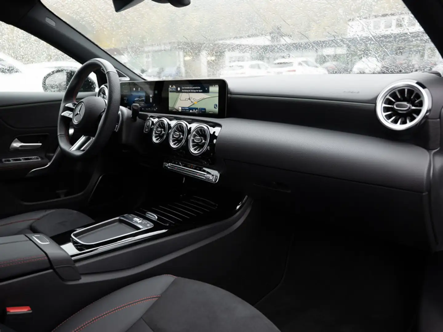 Mercedes-Benz A 250 4M AMG-Sport/Burm/Night/Stdhz/Totw/Keyl/18 Schwarz - 2