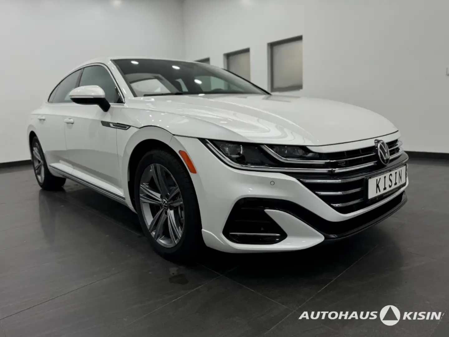Volkswagen Arteon 2.0 TFSI DSG R Line /ACC /CAM /Tempomat crna - 2