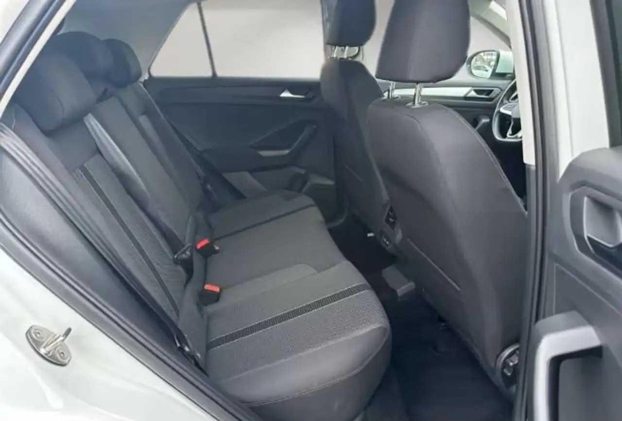 Volkswagen T-Roc 1.0 TSI Life NAVI 5