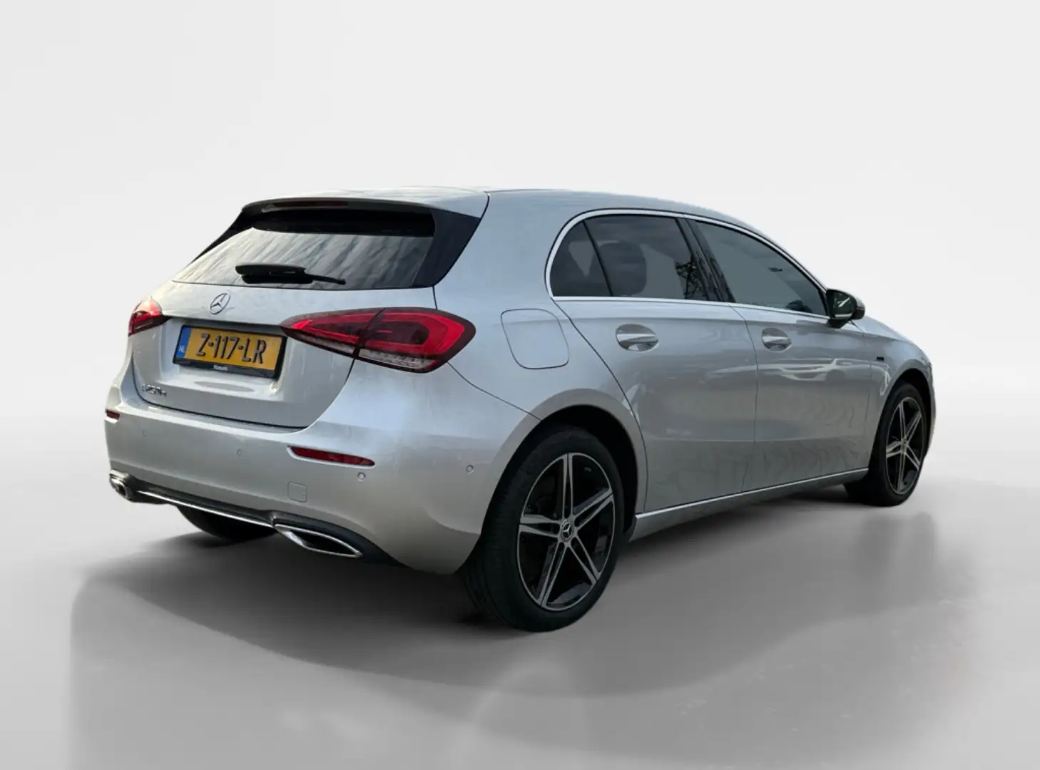 Mercedes-Benz A 250 e I LED I Widescreen I Half-leder I Keyless Grijs - 2