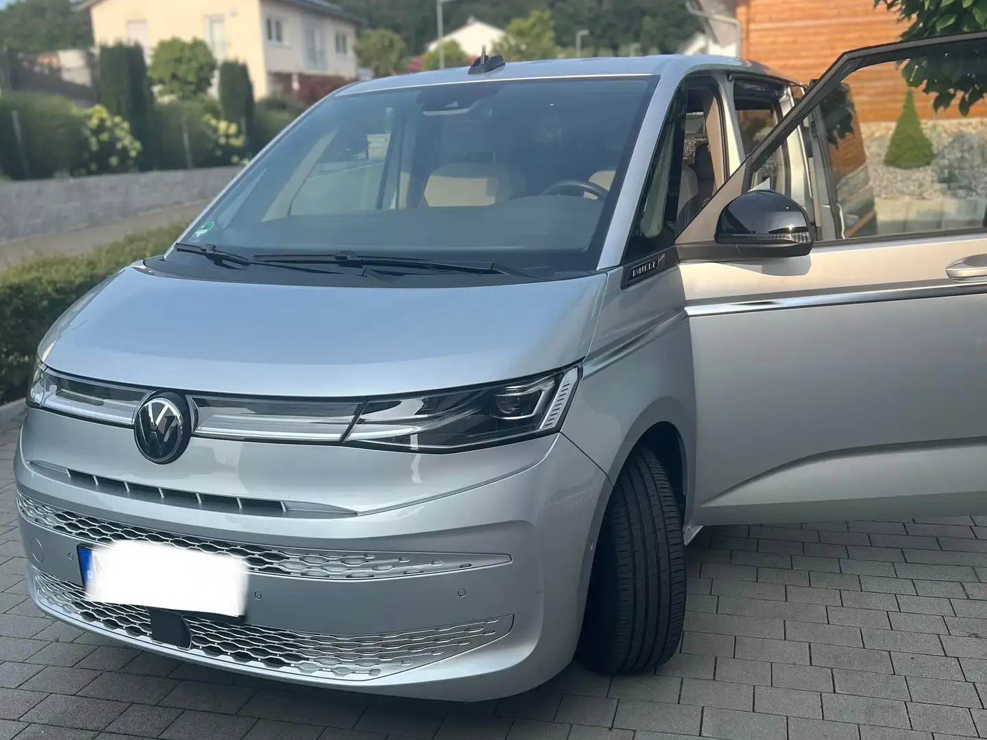Volkswagen T7 Multivan Multivan TSI Style Silber - 1
