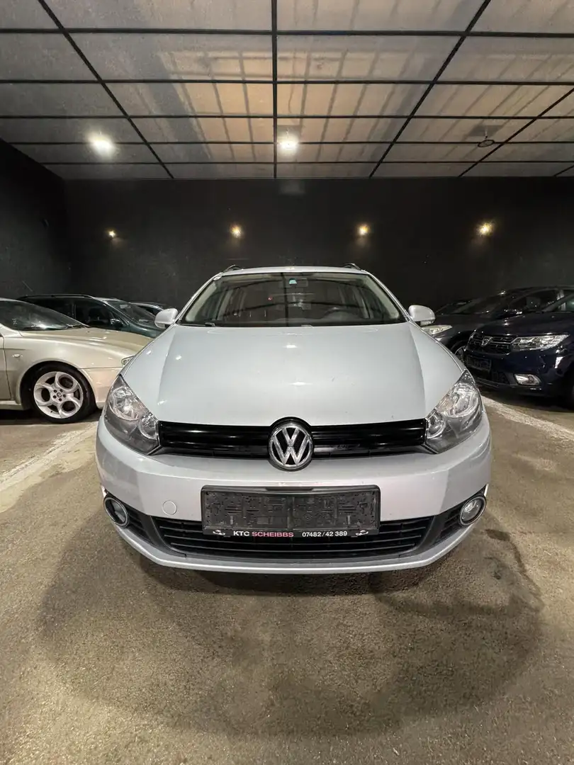 Volkswagen Golf 1.6 TDI DPF BlueMotion - 1
