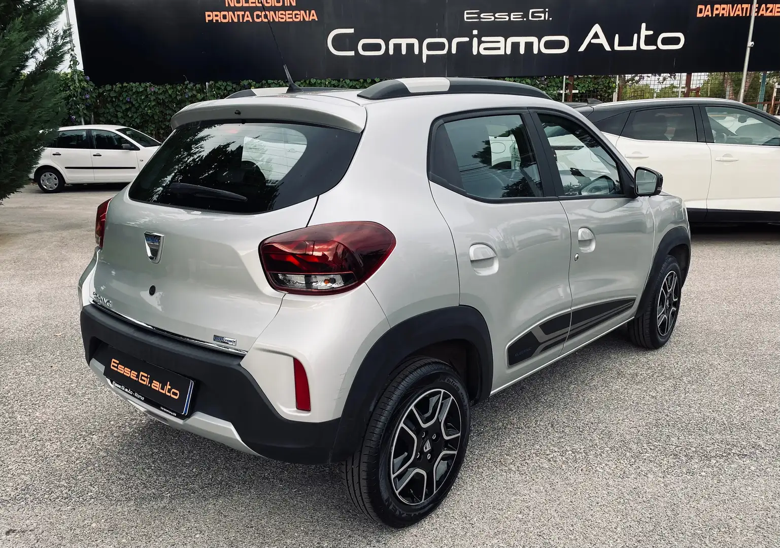 Dacia Spring COMFORT **Poss.Pack MEDIA **VED.NOTE Argento - 2