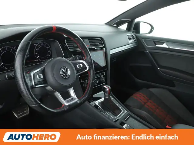Volkswagen Golf view 11