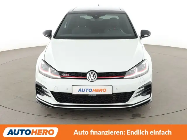 Volkswagen Golf view 9