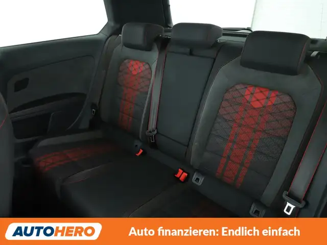 Volkswagen Golf view 14