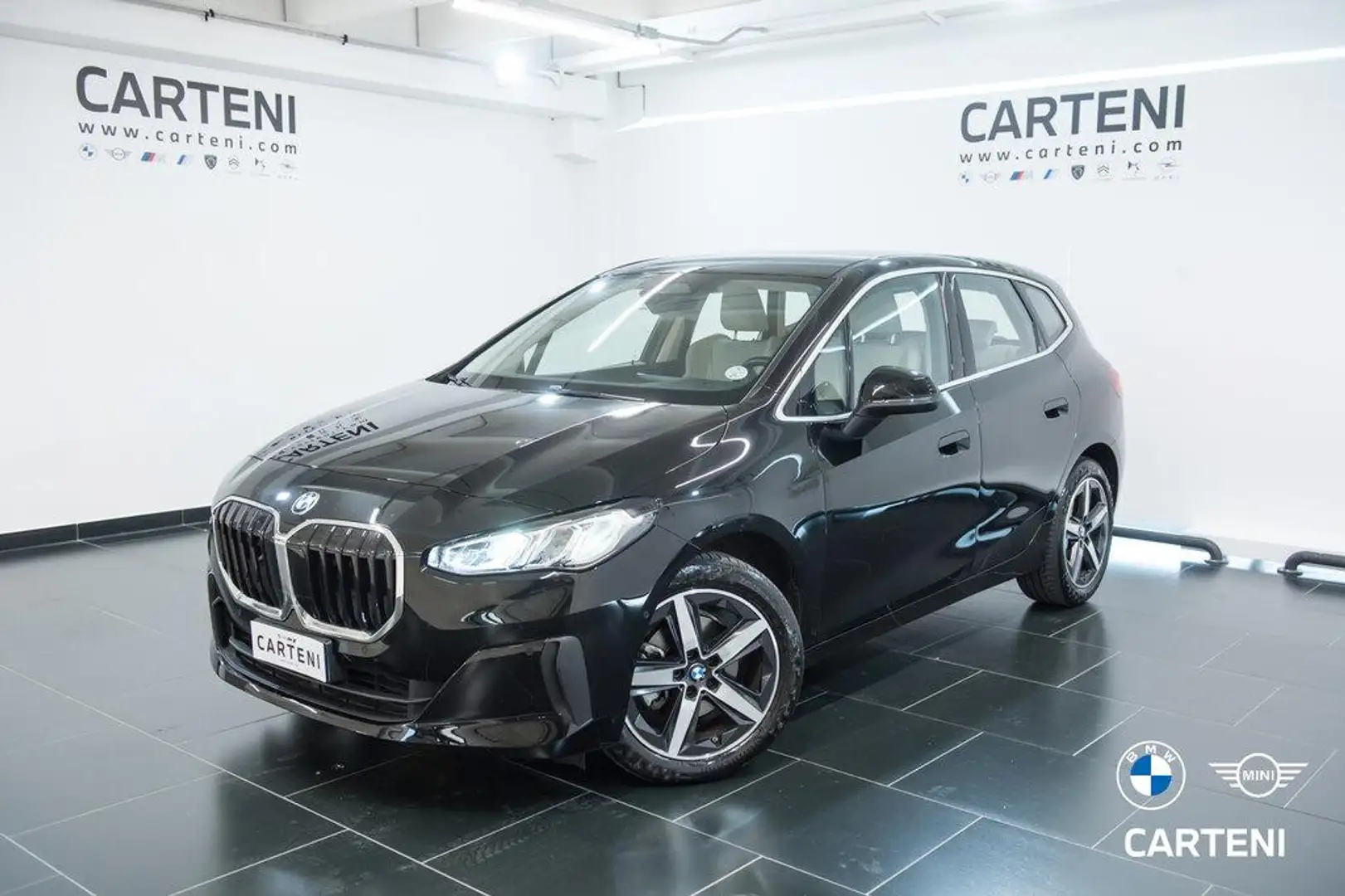 BMW 218 i Active Tourer auto Zwart - 1