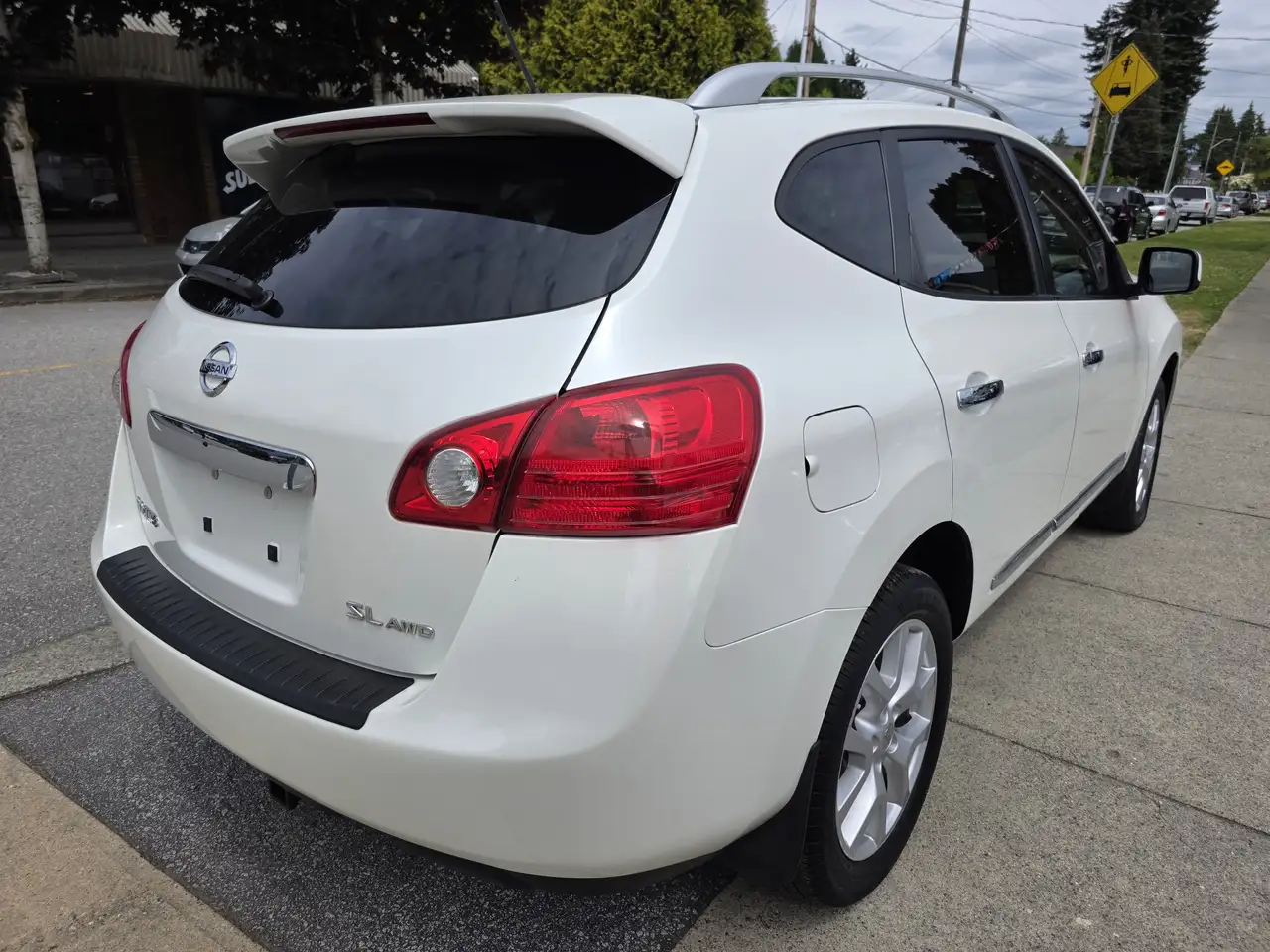 Nissan Rogue снимка Nissan Rogue