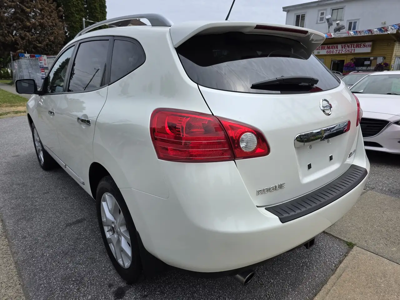 Nissan Rogue снимка Nissan Rogue