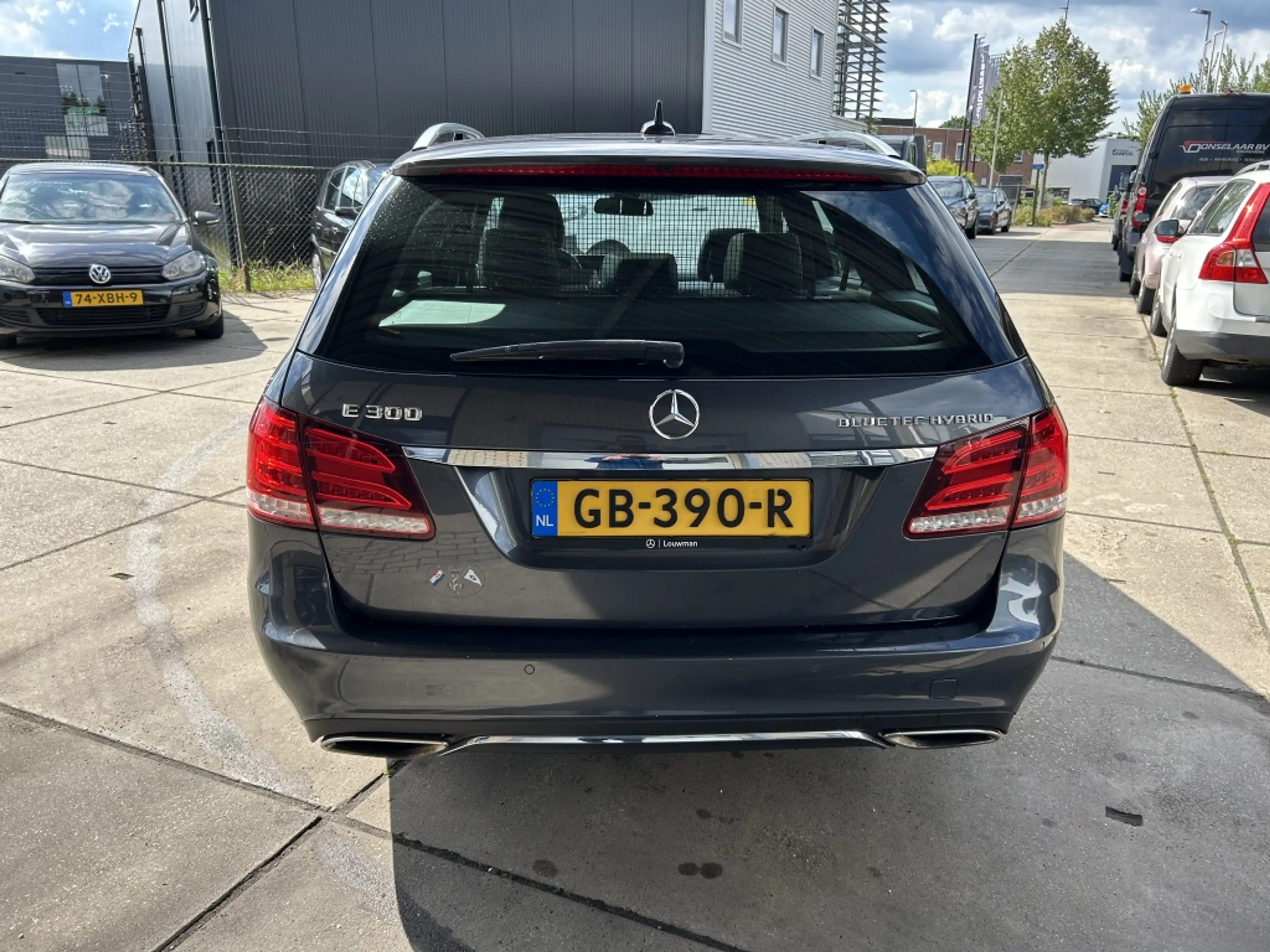 Mercedes-Benz E 300 Estate BT. HY. Lease Ed — photo 7