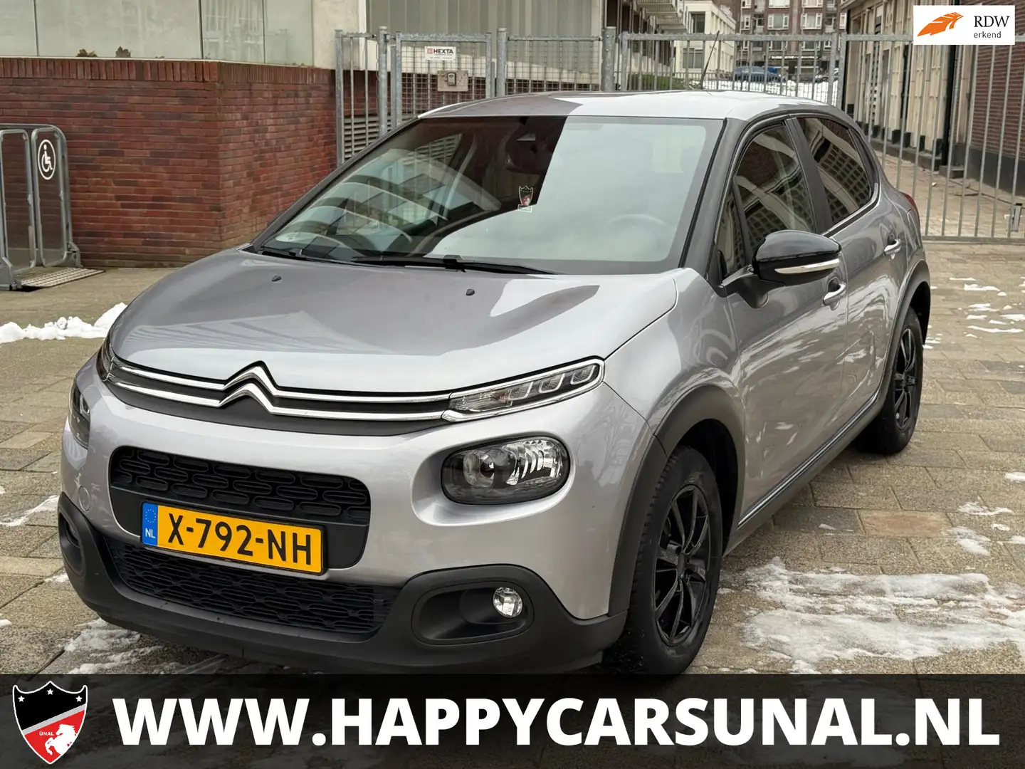 Citroen C3 1.2 PureTech Feel, NIEWE APK, NAVI Gris - 1