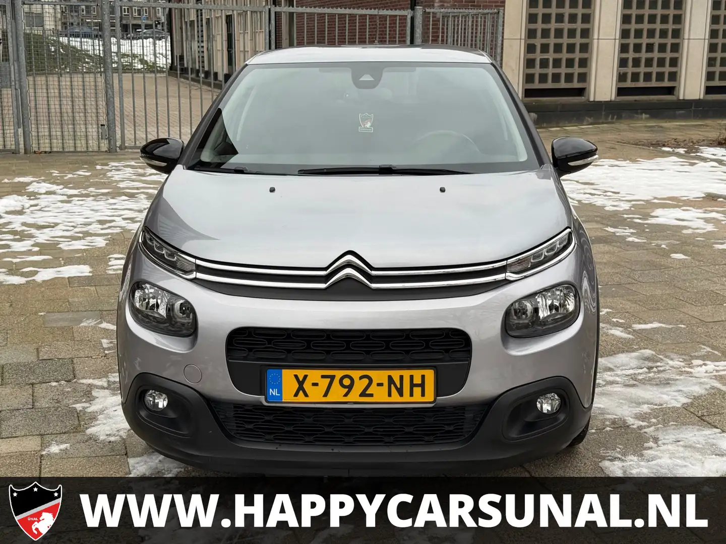 Citroen C3 1.2 PureTech Feel, NIEWE APK, NAVI Gris - 2