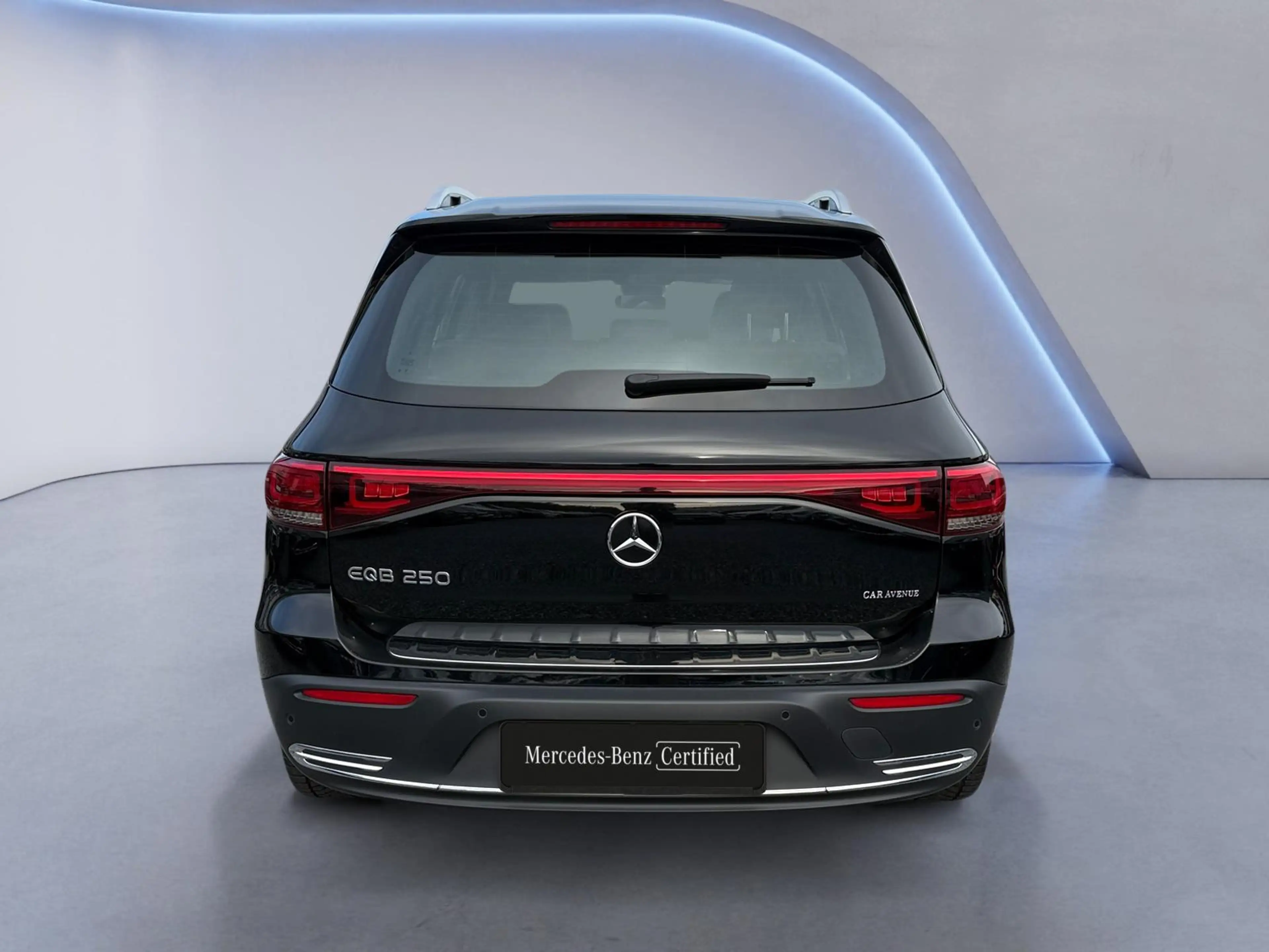 Mercedes-Benz EQB 250 Progressive — photo 4