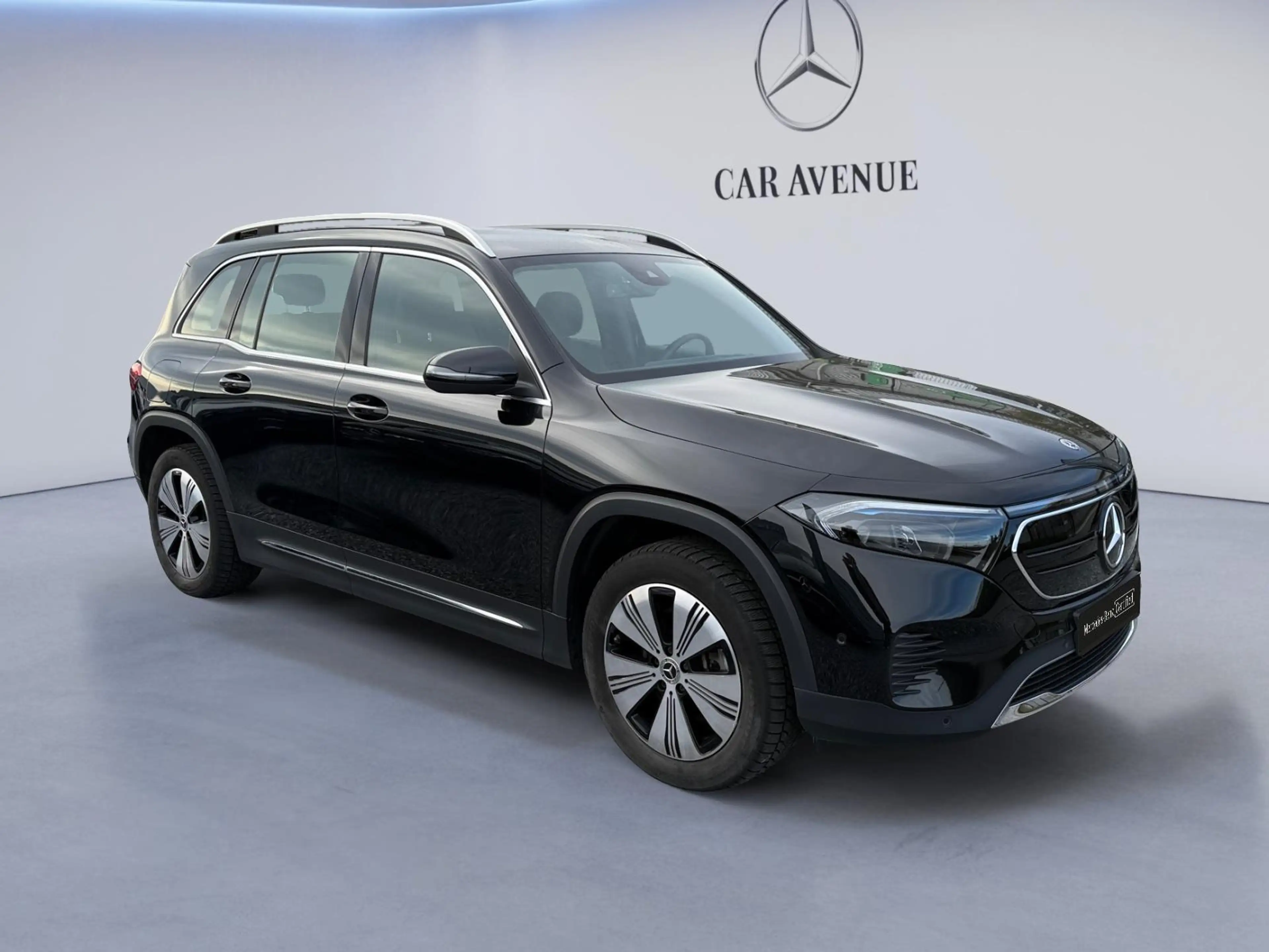 Mercedes-Benz EQB 250 Progressive — photo 6