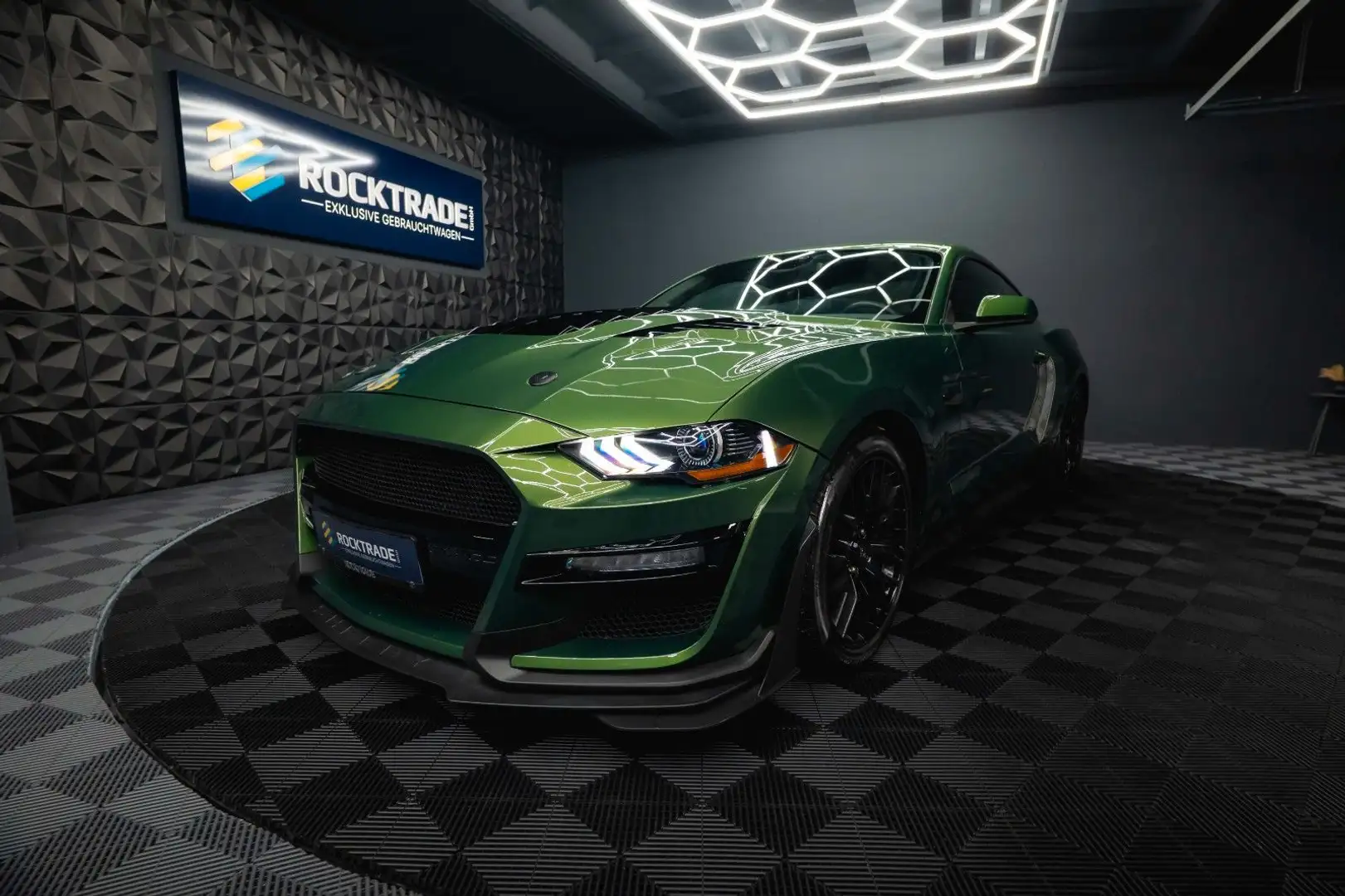 Ford Mustang Shelby GT 500 5.0 V8 Performance *LED* Grün - 1