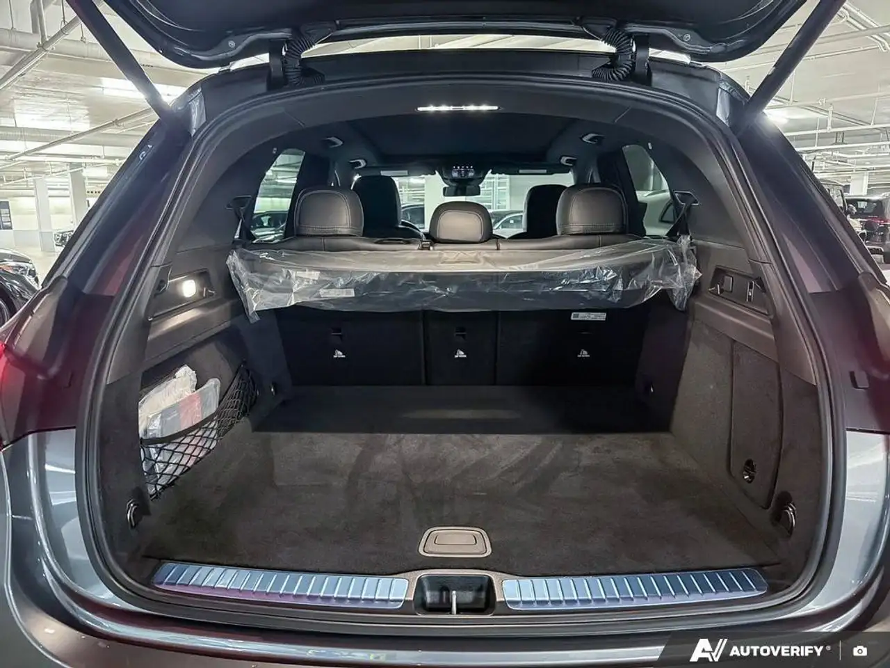 Mercedes-Benz GLE снимка Mercedes-Benz GLE