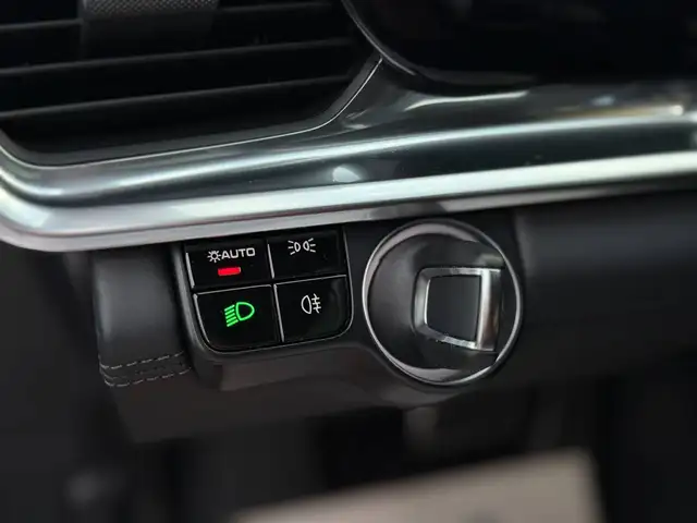 Porsche Panamera view 17