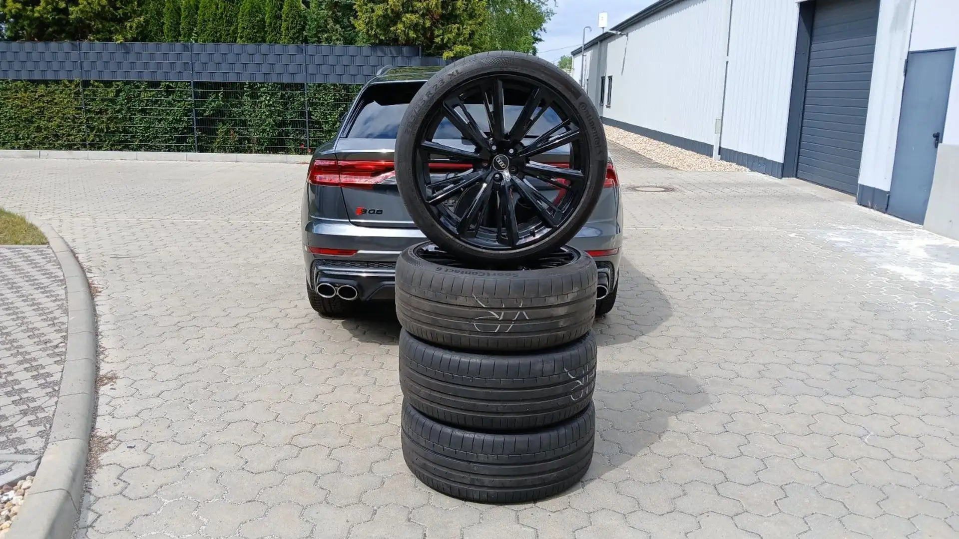 Audi SQ8 4.0 TDI*QUATTRO*PANO*360*AMBIENTE PLUS*B&O* Grau - 2
