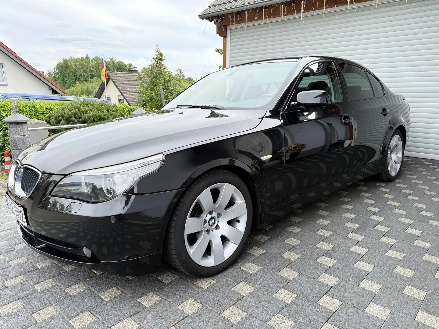 BMW 520 BMW E60 520i -Komfort und Stil für jeden Tag Negru - 2