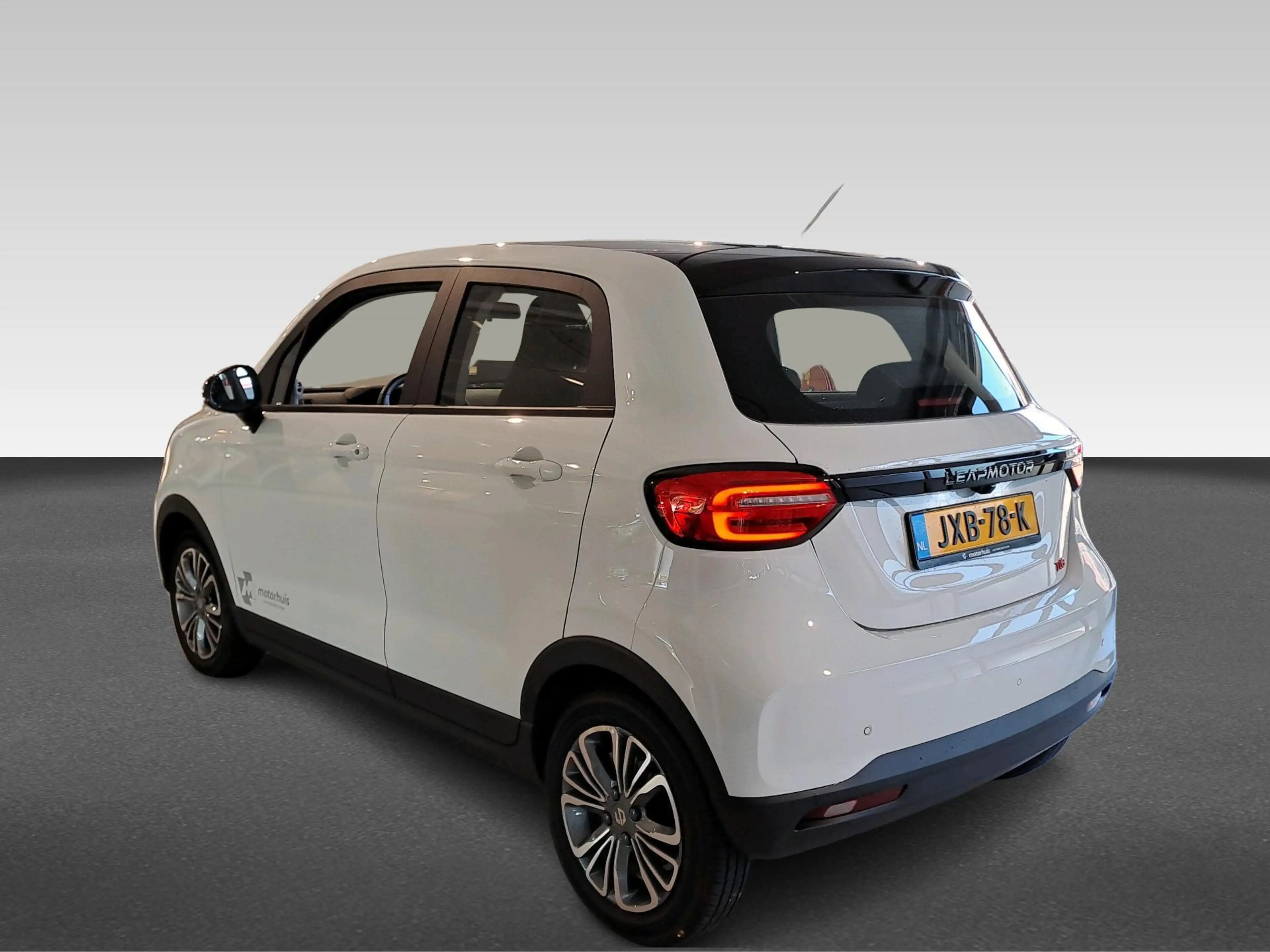 Leapmotor T03 Design 37.3 kWh — photo 3
