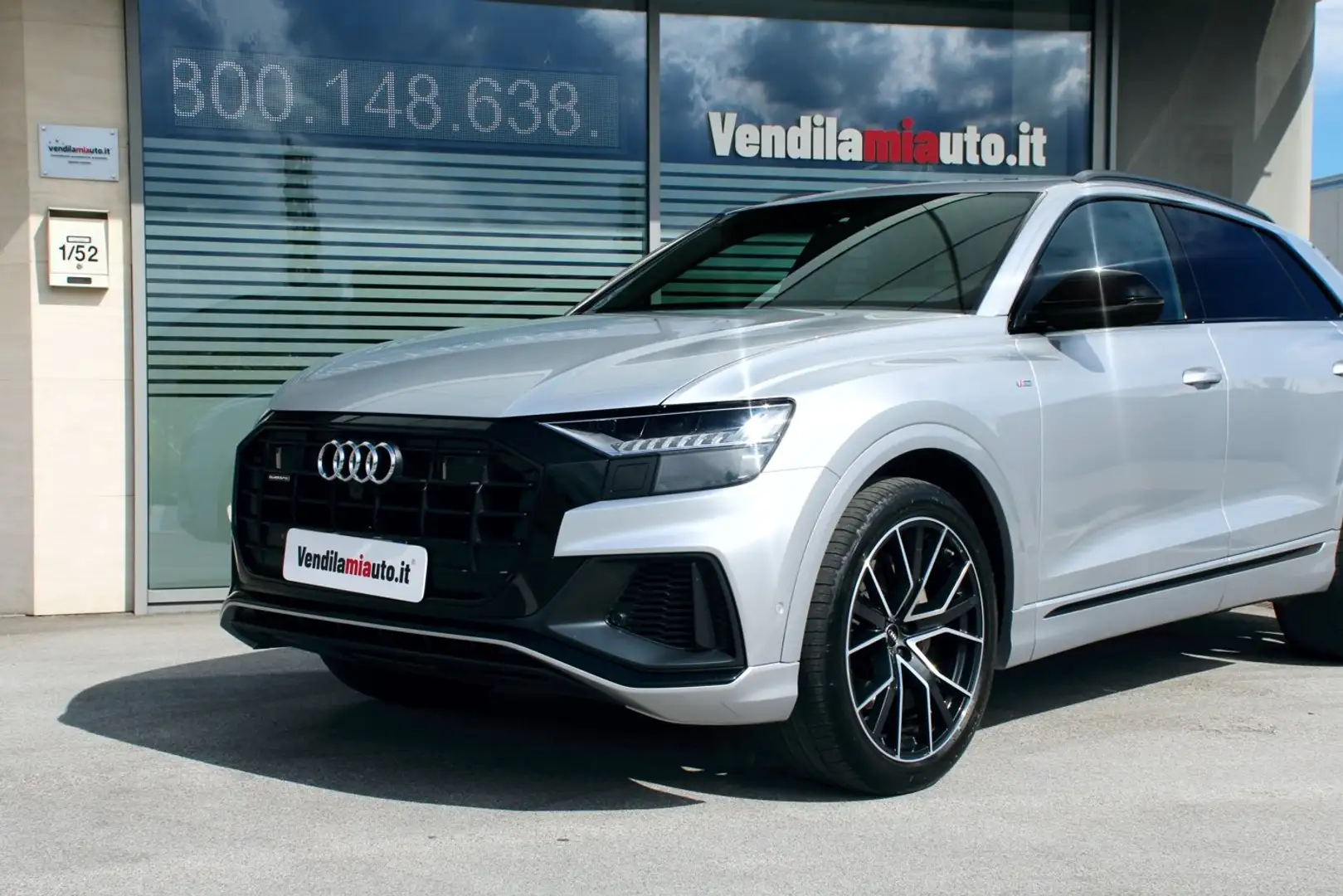Audi Q8 I 2018 50 3.0 tdi mhev Sport quattro tiptronic Grigio - 2