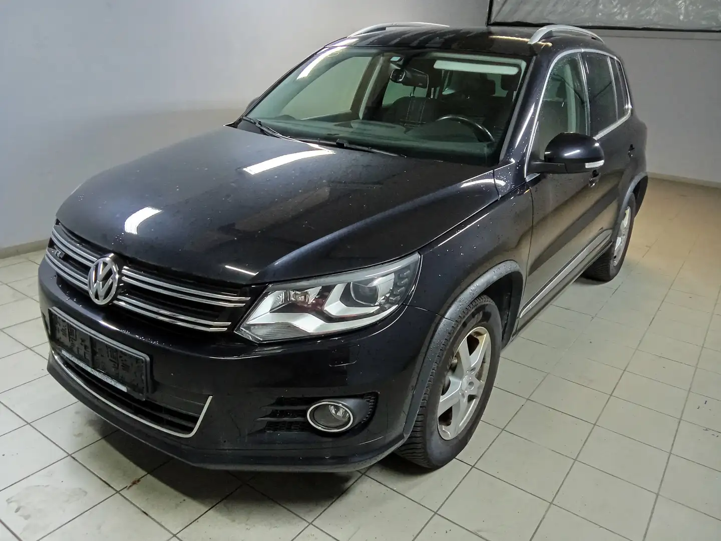 Volkswagen Tiguan Lounge Sport R Line Schwarz - 1