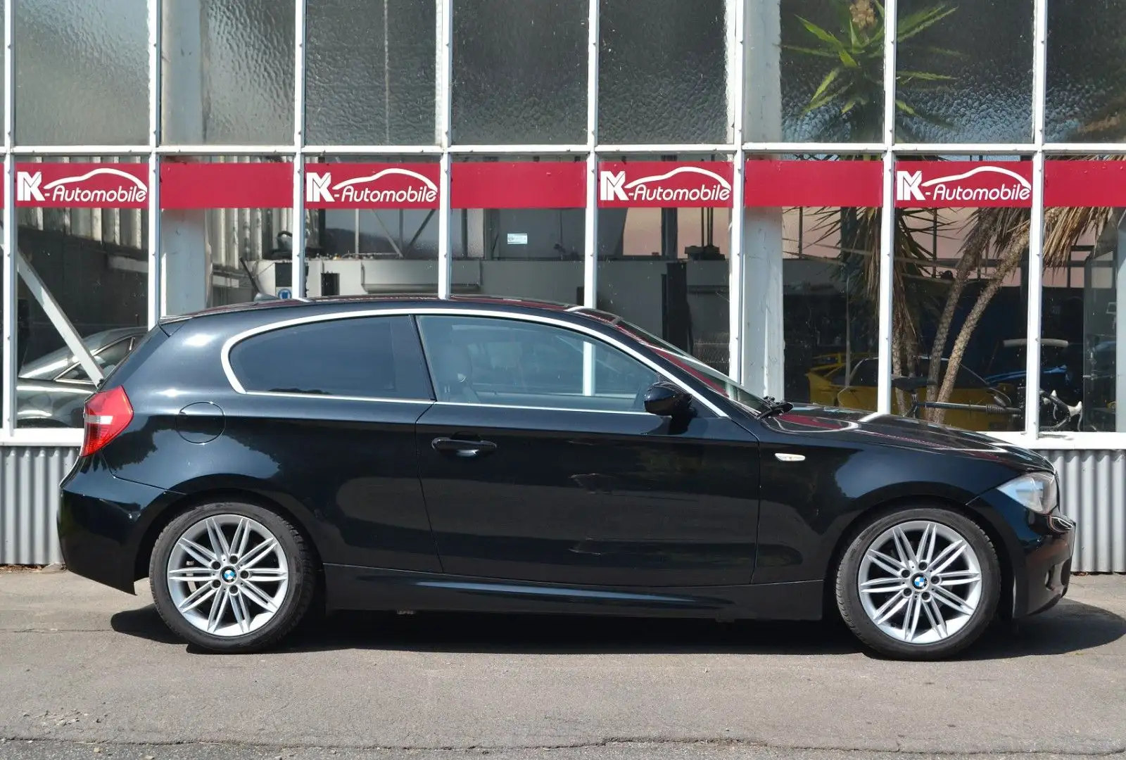 BMW 120 i M-Sportpaket/Vollausstattung Schwarz - 2