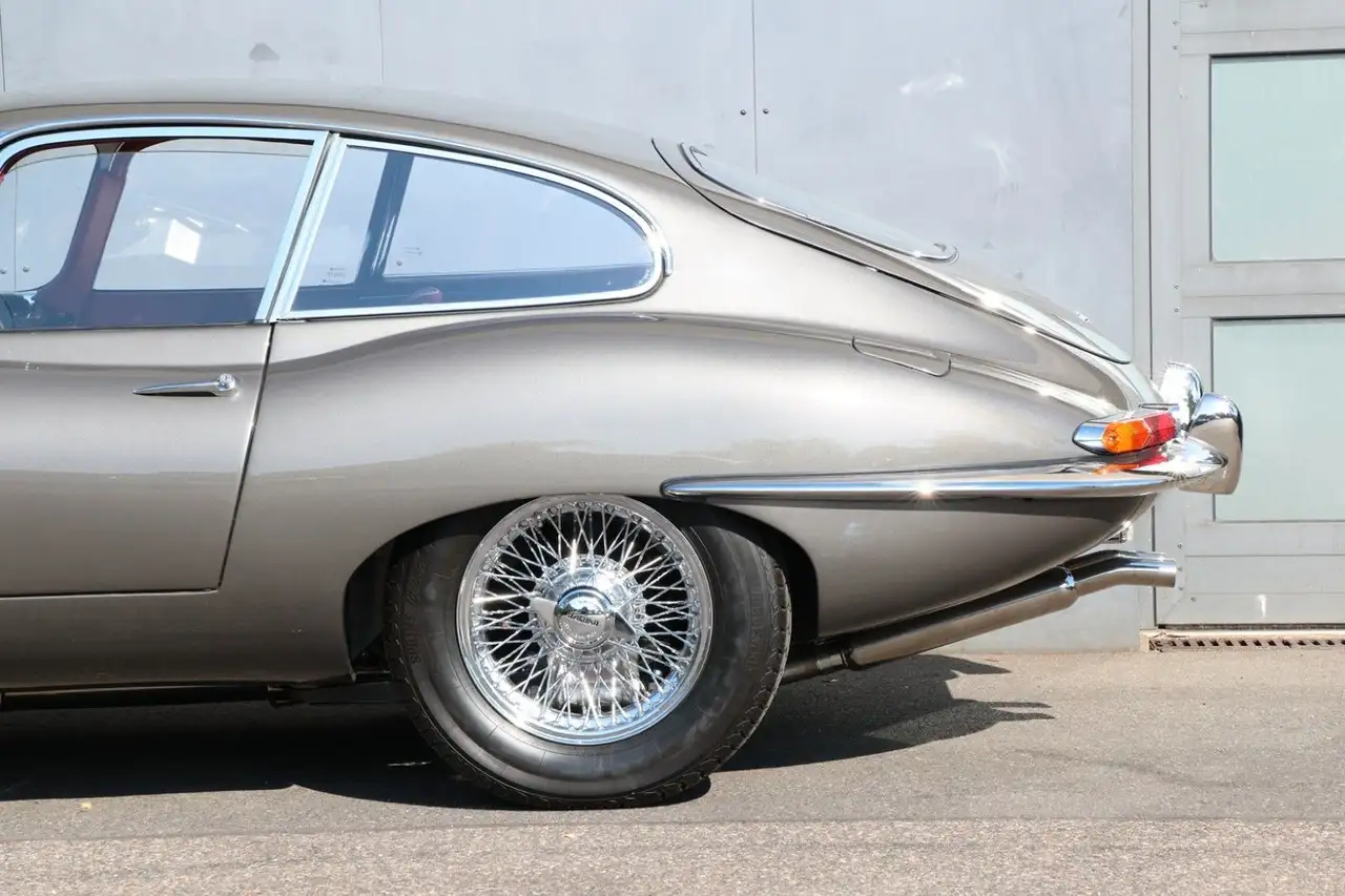 Jaguar E-Type Serie 1, Heritage Cert. restauriert, foto 12