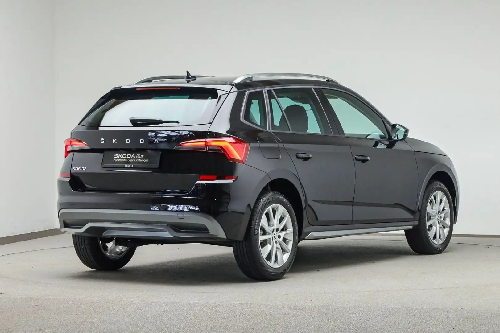 Skoda Kamiq 1.5 TSI DSG STYLE*NAVI*KAMERA*LED*SHZ*KLI Noir - 2