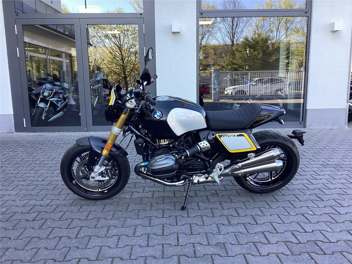 BMW R 12 nineT - 1