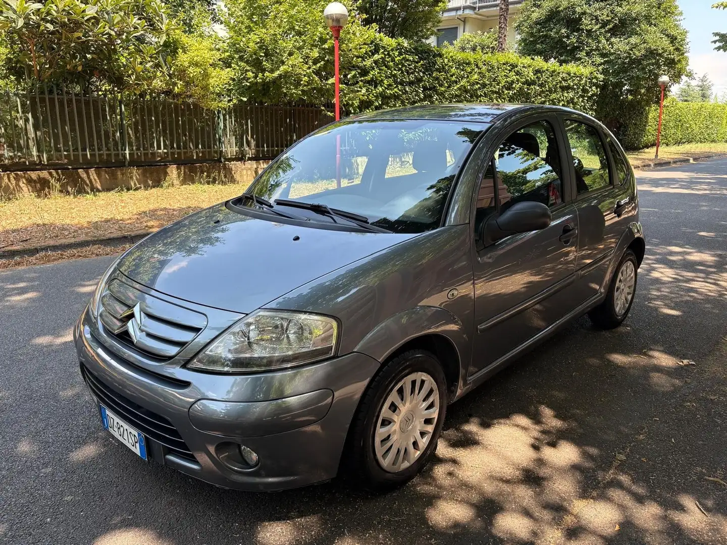 Citroen C3 1.1 Perfect Eco Energy G Gris - 1