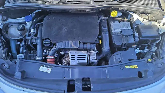 Peugeot 2008 view 15