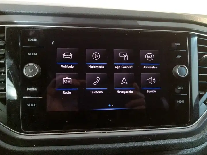 Volkswagen T-Roc 2022, foto 18