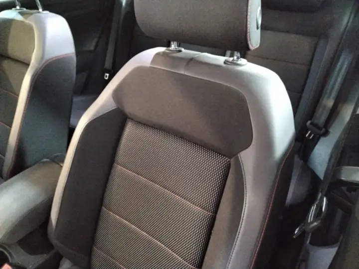 Volkswagen T-Roc 2022, foto 20