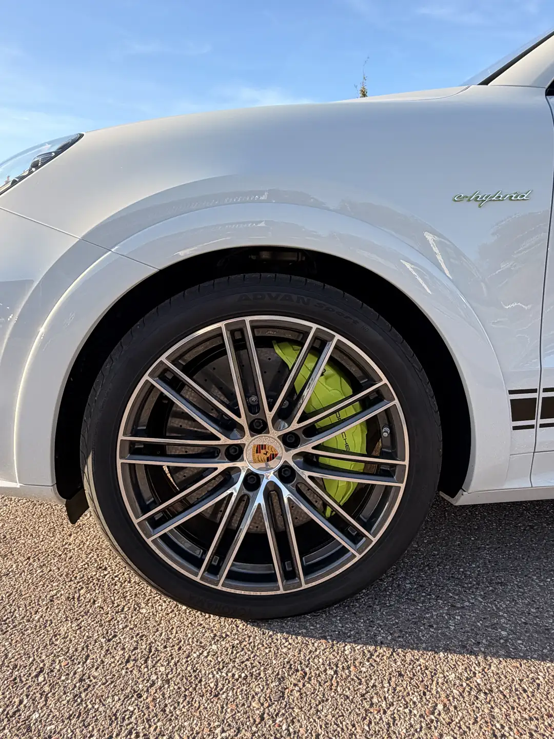 포르쉐 카이엔 S E-Hybrid 2021 화이트 사진 5