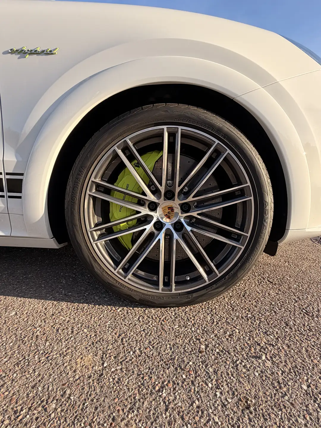 포르쉐 카이엔 S E-Hybrid 2021 화이트 사진 8