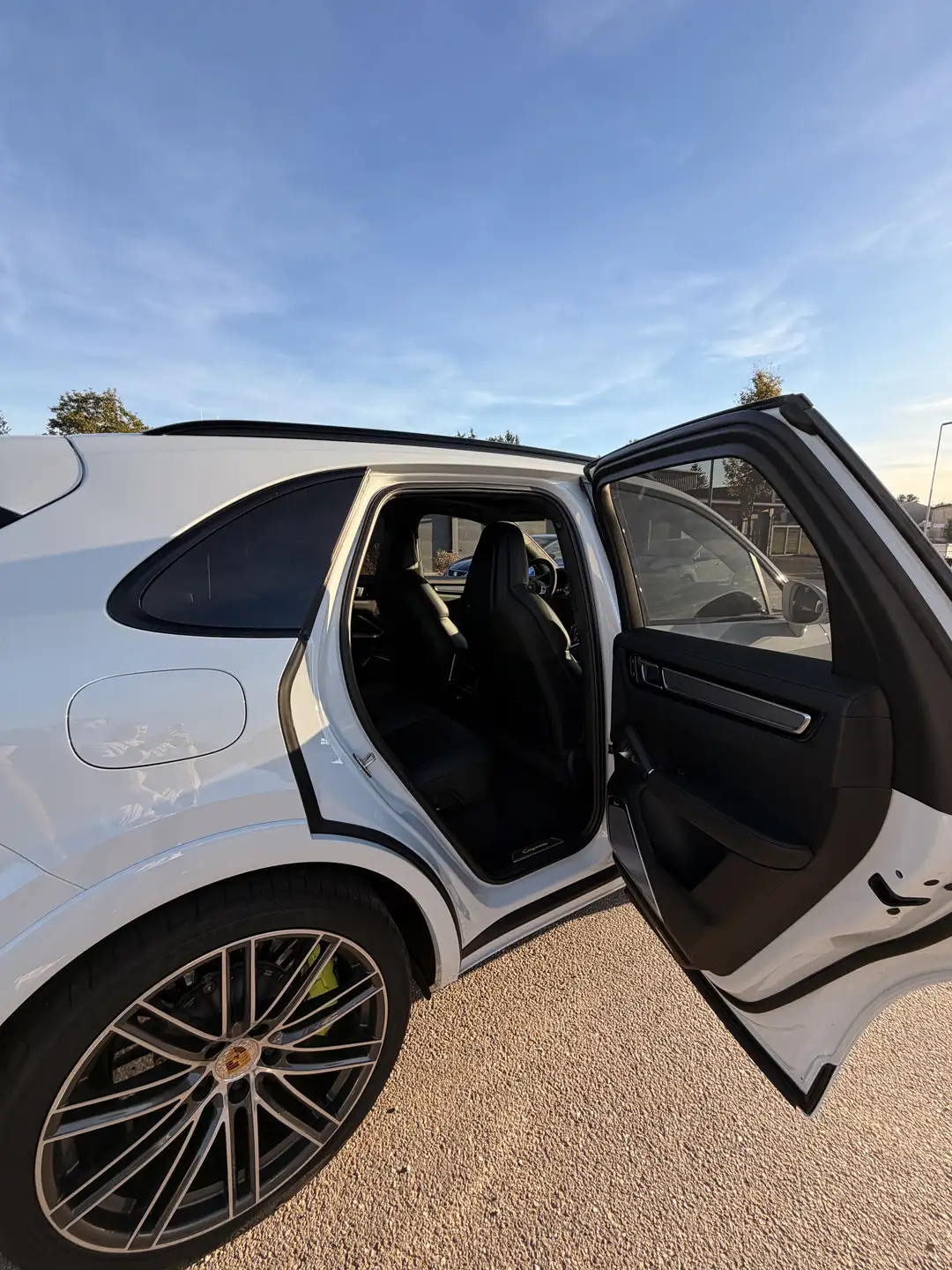포르쉐 카이엔 S E-Hybrid 2021 화이트 사진 4