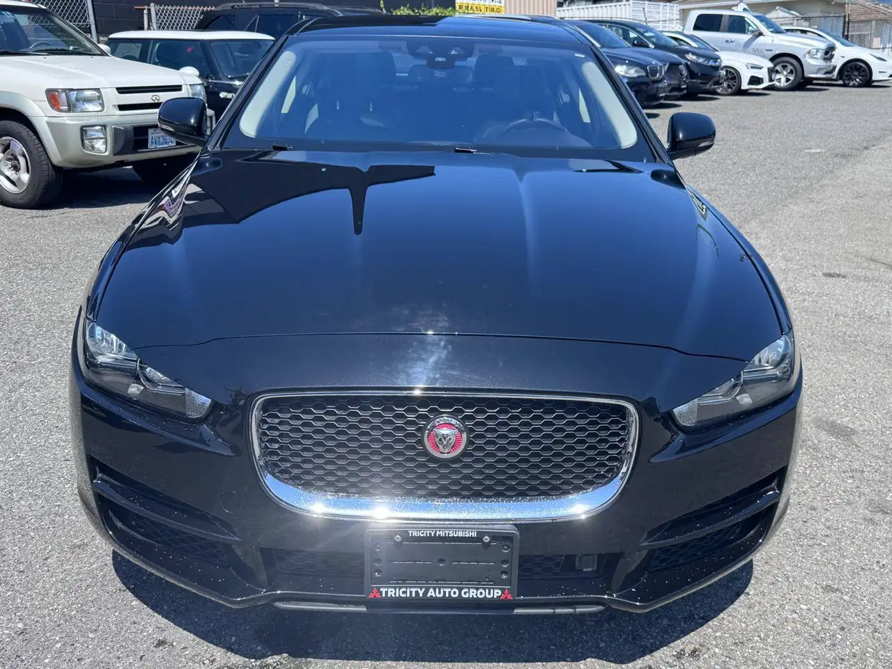 Jaguar XE fotografie Jaguar XE