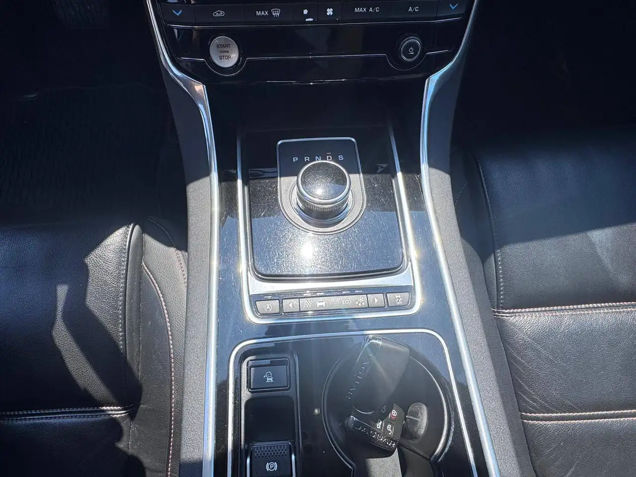 Jaguar XE fotografie Jaguar XE
