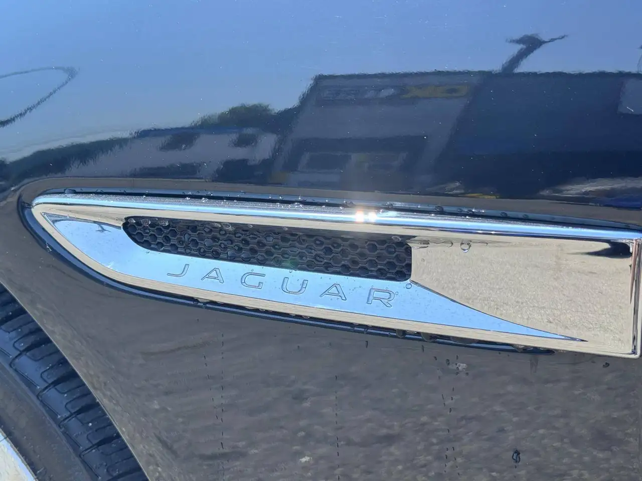 Jaguar XE fotografie Jaguar XE