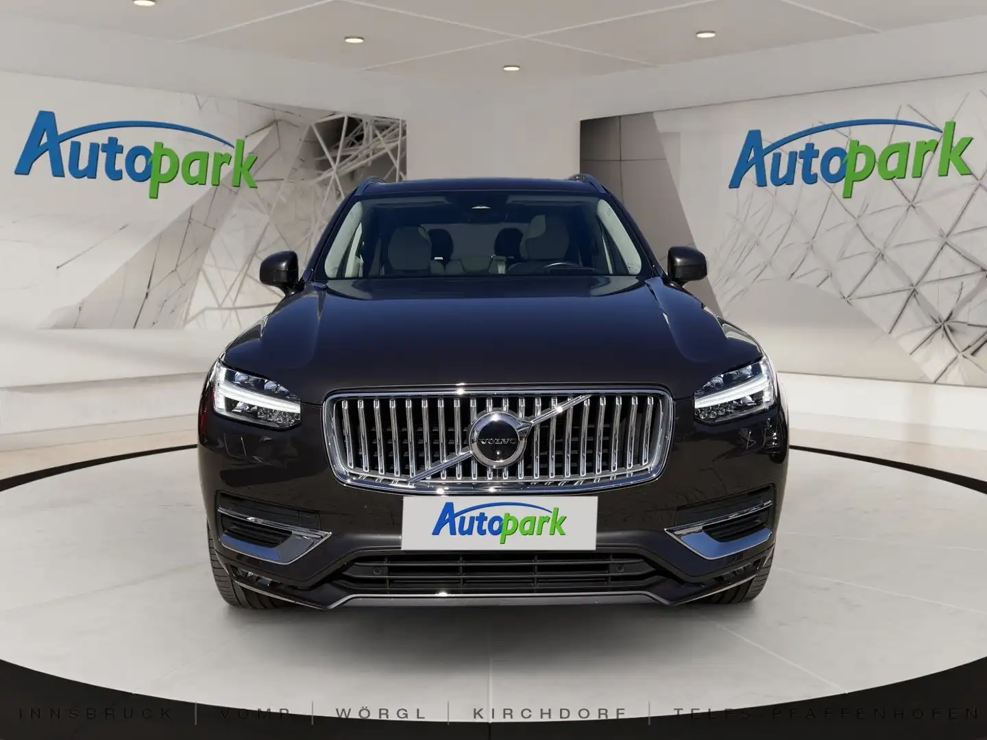 Volvo XC90 B5 AWD Mild Hybrid Ultimate Bright Grau - 2