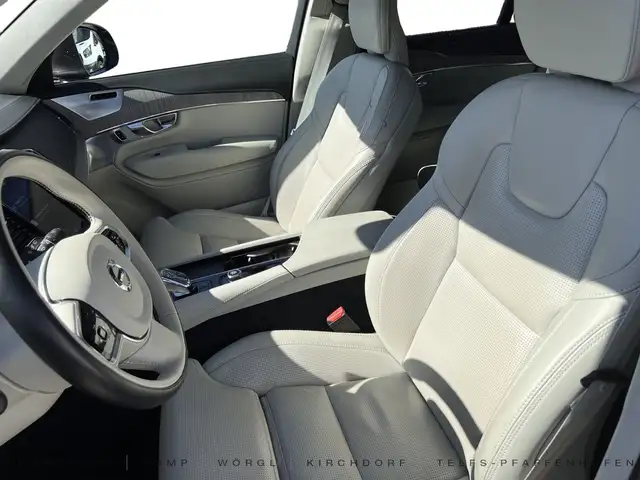 Volvo XC90 B5 AWD Mild Hybrid Ultimate Bright Ansicht 15
